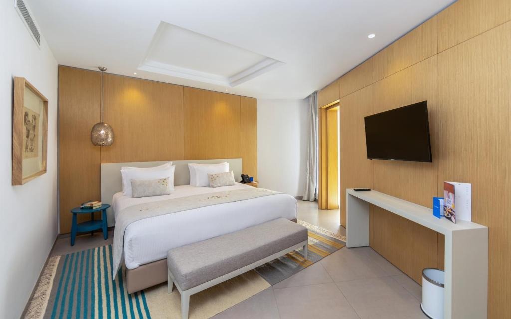 هتل رویال آزور تالاسا